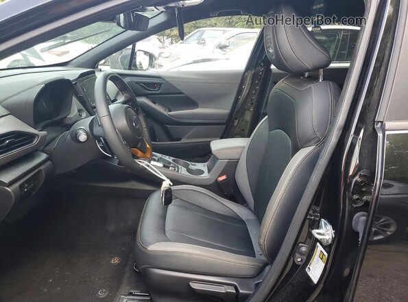 4S4GUHT68R3806449 2024 SUBARU CROSSTREK Черный Вид салона спереди
