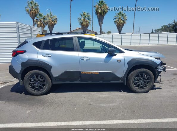 4S4GUHT68R3811103 2024 SUBARU CROSSTREK Silver სალონის 360-გრადუსიანი ხედი