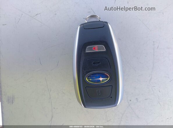 4S4GUHT68R3811103 2024 SUBARU CROSSTREK Silver წინა პანელის ხედი