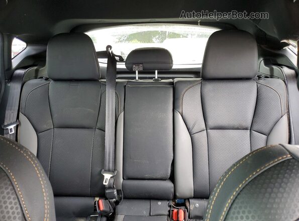 4S4GUHU62R3778226 2024 SUBARU CROSSTREK Серый Вид задних сидений