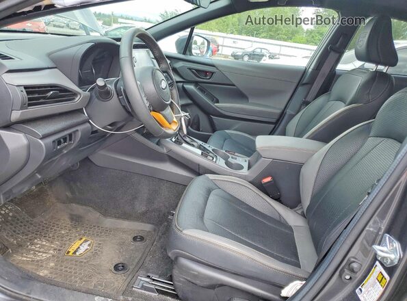4S4GUHU62R3778226 2024 SUBARU CROSSTREK Серый Вид салона спереди