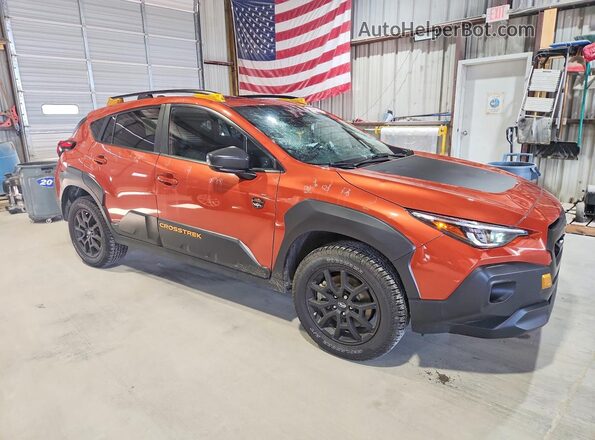 4S4GUHU62R3812147 2024 SUBARU CROSSTREK Orange Front right