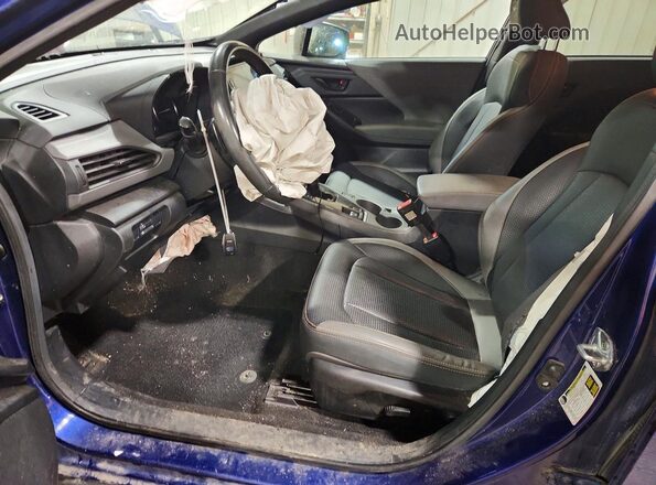 4S4GUHU63R3775934 2024 SUBARU CROSSTREK Blue Vista interior delantera