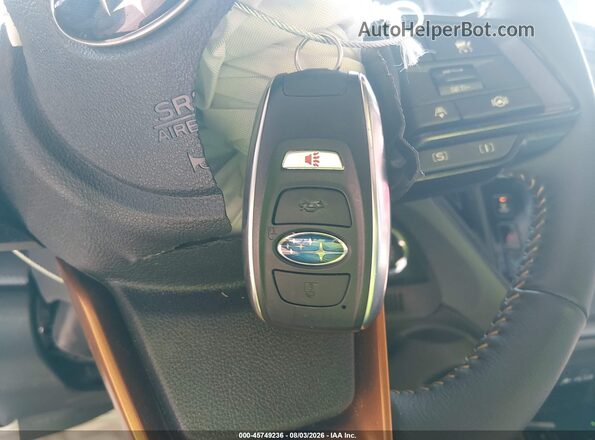 4S4GUHU64S3700519 2025 SUBARU CROSSTREK Silver Widok deski rozdzielczej