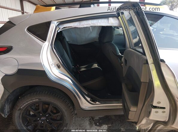 4S4GUHU64S3700519 2025 SUBARU CROSSTREK Silver Widok naklejki z numerem VIN