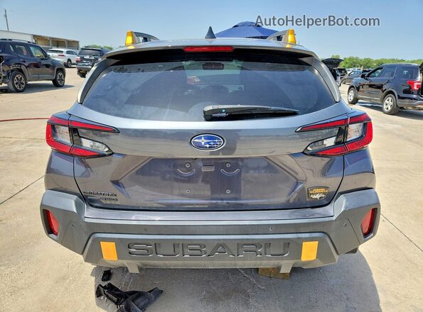 4S4GUHU66R3821580 2024 SUBARU CROSSTREK Gray Widok z tyłu