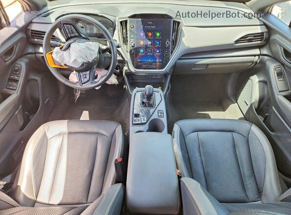 4S4GUHU66R3821580 2024 SUBARU CROSSTREK Gray Widok deski rozdzielczej