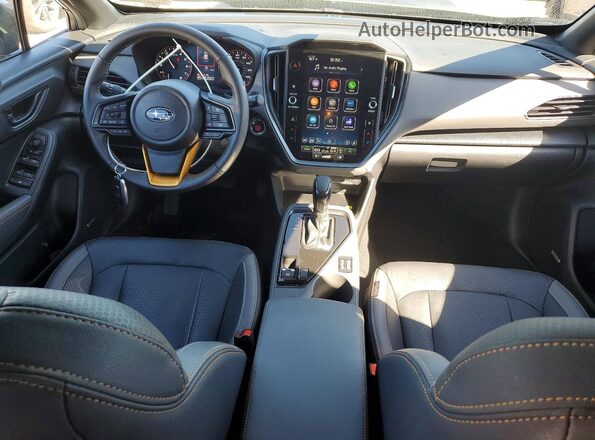 4S4GUHU68R3778053 2024 SUBARU CROSSTREK Green Widok deski rozdzielczej