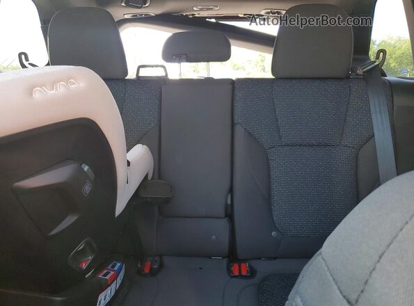 4S4SLDD62T3047731 2026 SUBARU FORESTER Purple Rear seats view