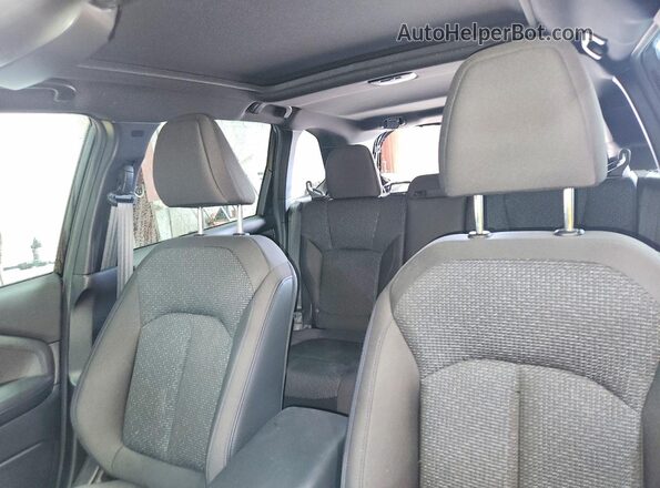 4S4SLDD62T3065890 2026 SUBARU FORESTER Черный Вид задних сидений