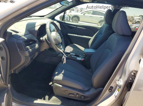 4S4SLDD66T3008558 2026 SUBARU FORESTER Серый Вид салона спереди