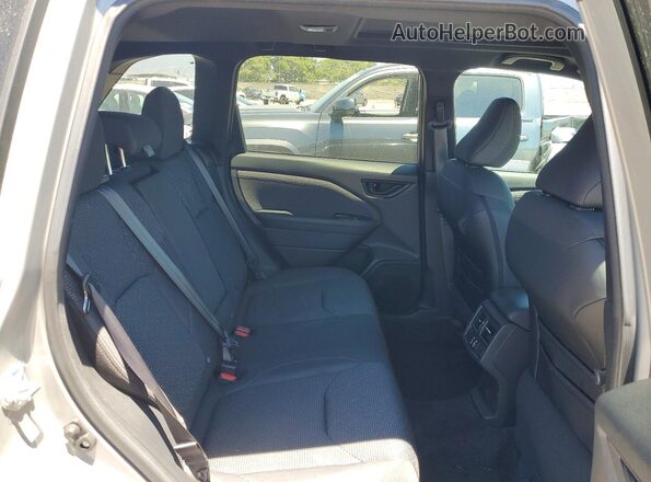 4S4SLDD66T3008558 2026 SUBARU FORESTER Серый Вид задней части салона