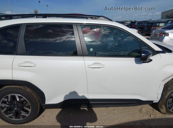 4S4SLDD66T3088248 2026 SUBARU FORESTER White 360 interior view