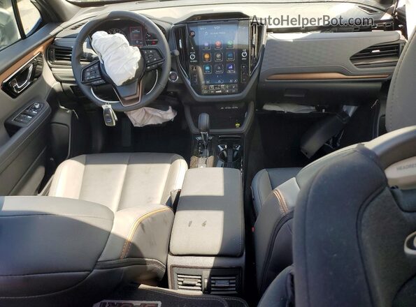 4S4SLDH67T3009406 2026 SUBARU FORESTER White წინა პანელის ხედი