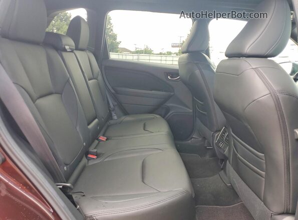 4S4SLSR76T3107256 2026 SUBARU FORESTER Burgundy Widok wnętrza z tyłu