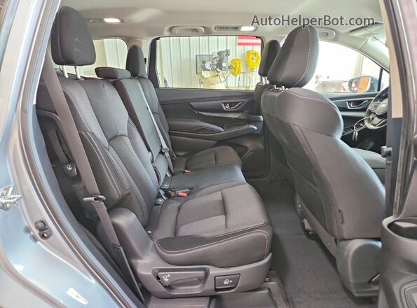 4S4WMAAD2S3413511 2025 SUBARU ASCENT Gray უკანა სალონის ხედი