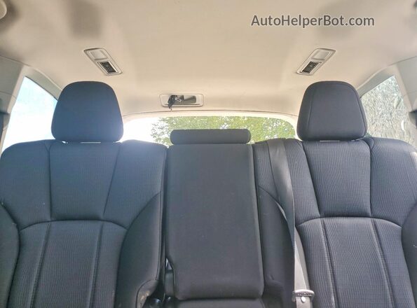 4S4WMAAD3K3454732 2019 SUBARU ASCENT Silver უკანა სავარძლების ხედი