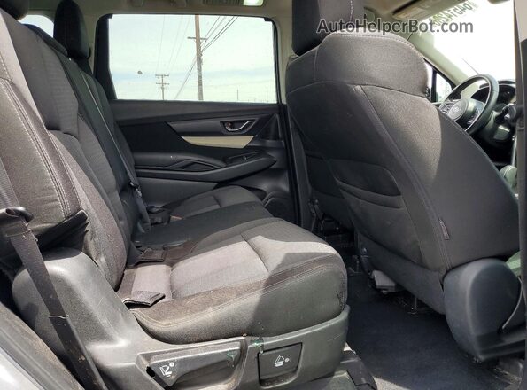 4S4WMACD0K3441367 2019 SUBARU ASCENT Silver Widok wnętrza z tyłu