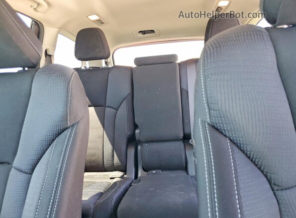 4S4WMACD3R3421253 2024 SUBARU ASCENT White უკანა სავარძლების ხედი