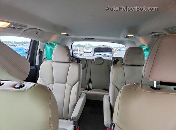 4S4WMAFD0L3456142 2020 SUBARU ASCENT White Հետևի նստատեղերի տեսք