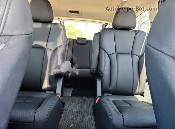 4S4WMAFD3L3431378 2020 SUBARU ASCENT Black Հետևի նստատեղերի տեսք