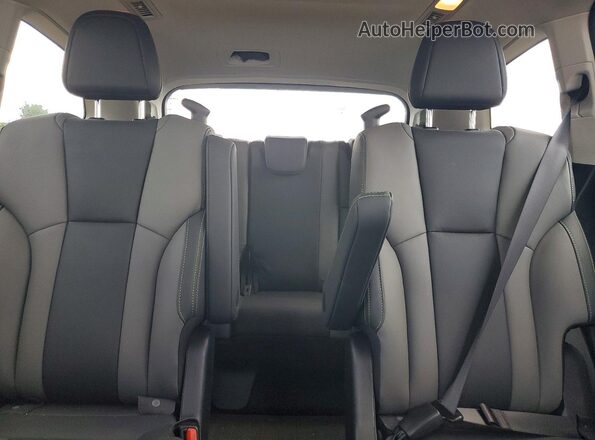 4S4WMAHD4R3440094 2024 SUBARU ASCENT Серебряный Вид задних сидений