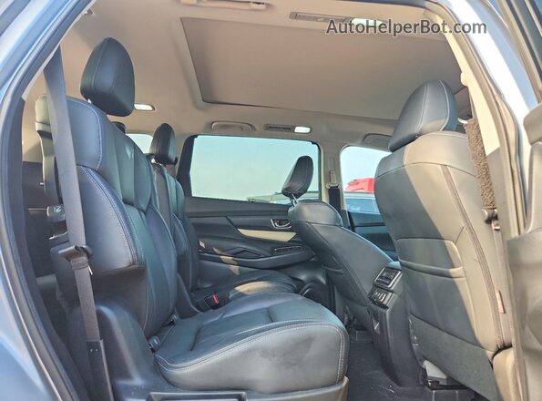 4S4WMAPD1L3450171 2020 SUBARU ASCENT Silver Widok wnętrza z tyłu