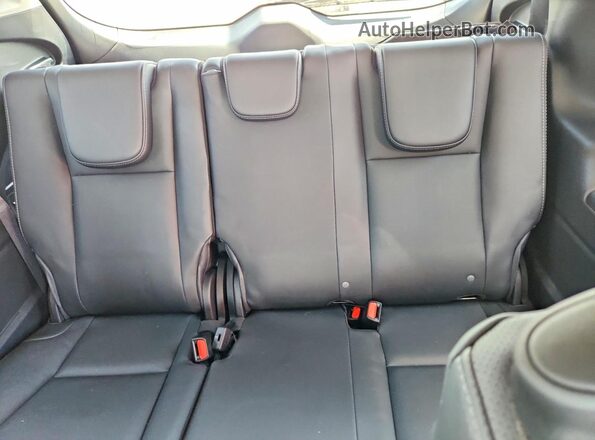 4S4WMAPD2L3452351 2020 SUBARU ASCENT Silver Հետևի նստատեղերի տեսք