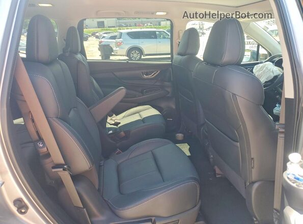 4S4WMAPDXS3443024 2025 SUBARU ASCENT Silver Rear seats view