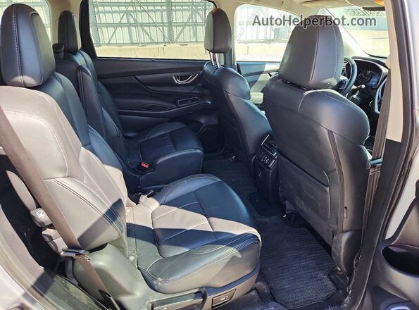 4S4WMASD3R3418161 2024 SUBARU ASCENT Silver უკანა სავარძლების ხედი
