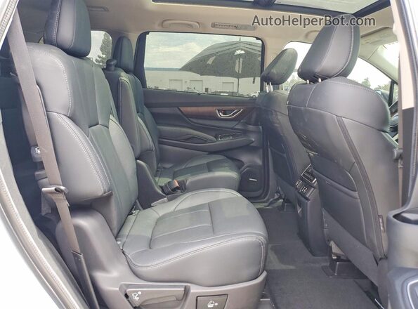 4S4WMAUD5S3434686 2025 SUBARU ASCENT Silver Rear interior view