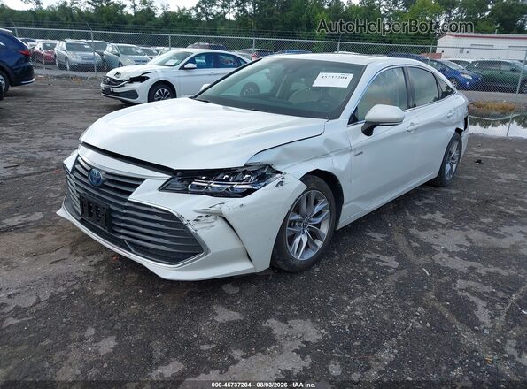 4T1A21FB2LU018506 2020 TOYOTA AVALON HYBRID White Առջևի ձախ երեք քառորդ տեսարան