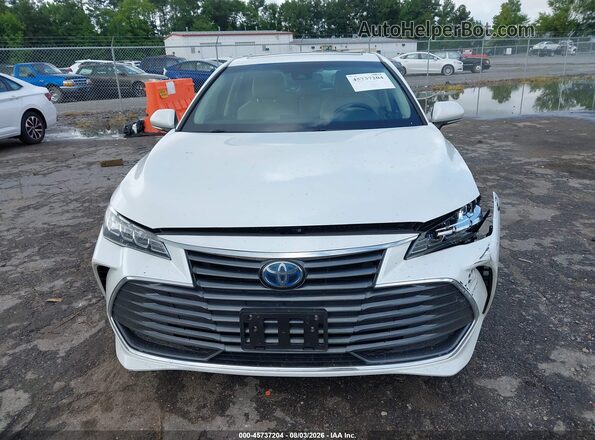 4T1A21FB2LU018506 2020 TOYOTA AVALON HYBRID White Սարքավորումների վահանակի տեսք