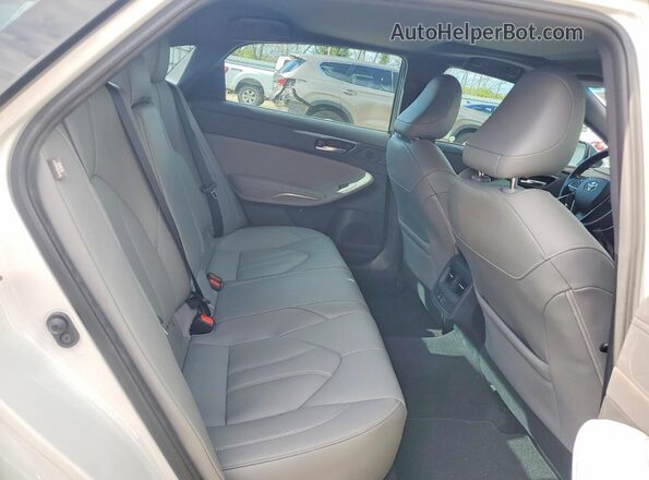 4T1AZ1FB2LU045314 2020 TOYOTA AVALON White Вид задніх сидінь