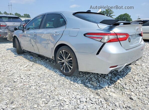 4T1B11HK4JU674854 2018 TOYOTA CAMRY Silver Հետևի ձախ