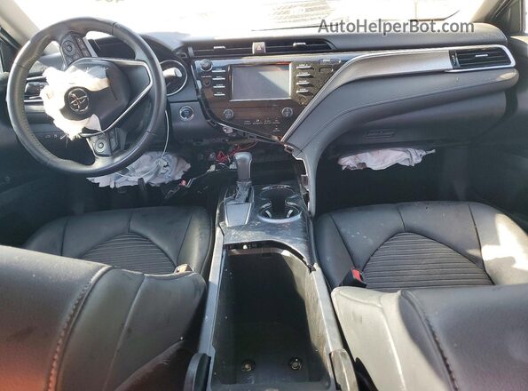 4T1B11HK5JU077874 2018 TOYOTA CAMRY Gray Dashboard view
