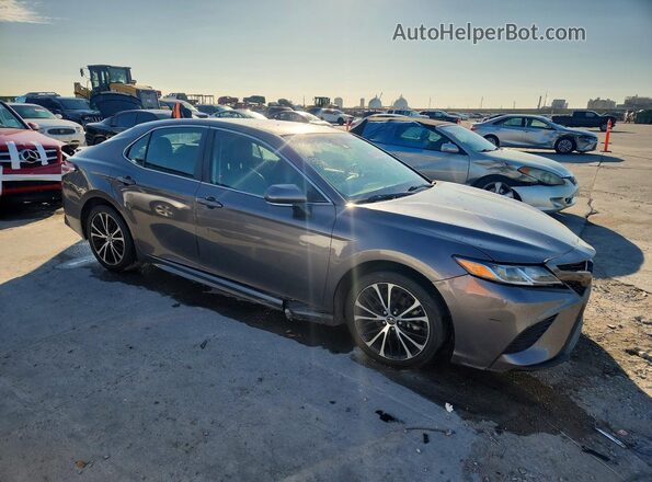 4T1B11HK5JU079804 2018 TOYOTA CAMRY Gray Առջևի աջ