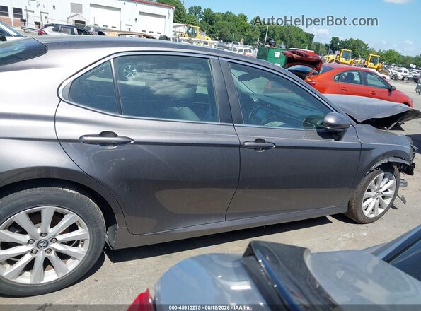 4T1B11HK5JU088809 2018 TOYOTA CAMRY Gray Սարքավորումների վահանակի տեսք