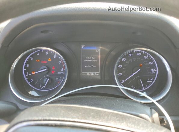 4T1B11HK5JU608975 2018 TOYOTA CAMRY Burgundy Սարքավորումների վահանակի տեսք