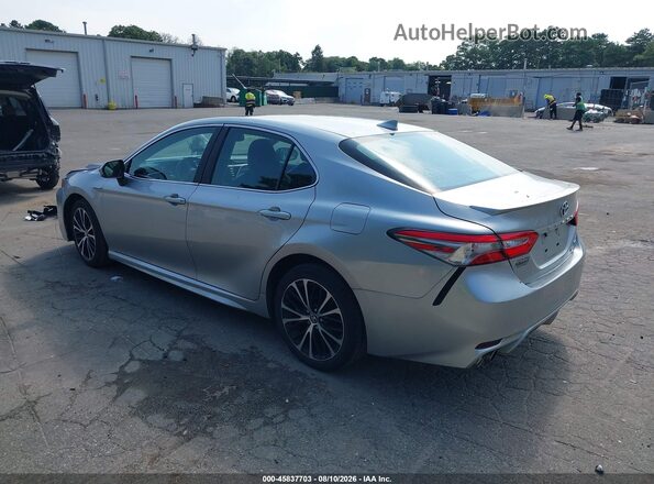 4T1B21HK6JU005479 2018 TOYOTA CAMRY HYBRID Silver Rear left