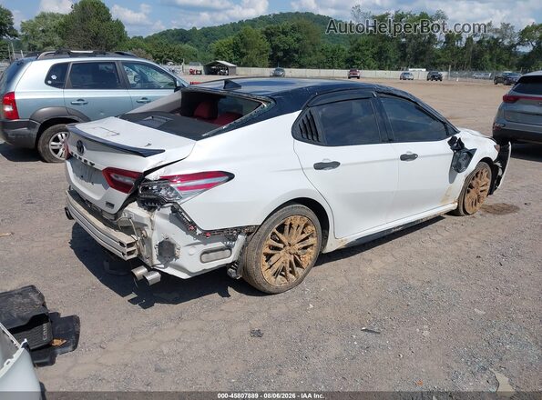 4T1B61HK5KU178240 2019 TOYOTA CAMRY Белый Задняя правая четверть