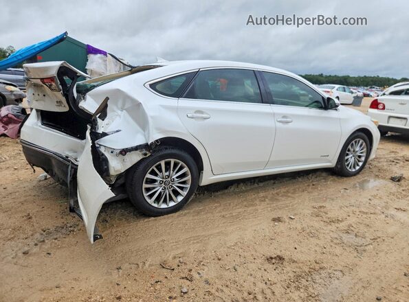 4T1BD1EB9JU063911 2018 TOYOTA AVALON White Trasero derecho