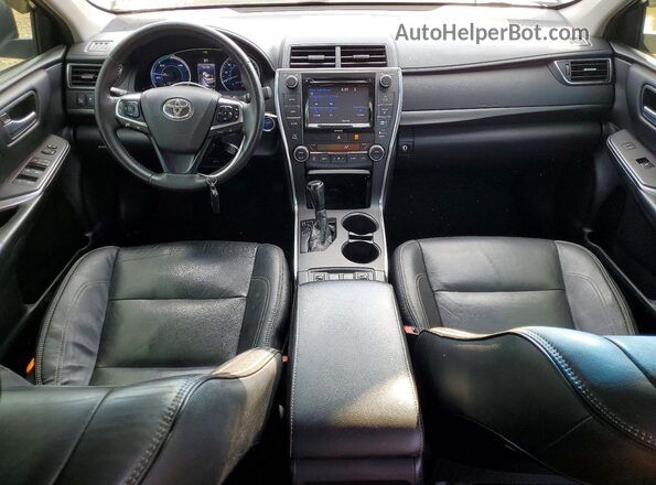 4T1BD1FK2HU228450 2017 TOYOTA CAMRY Серый Вид панели приборов