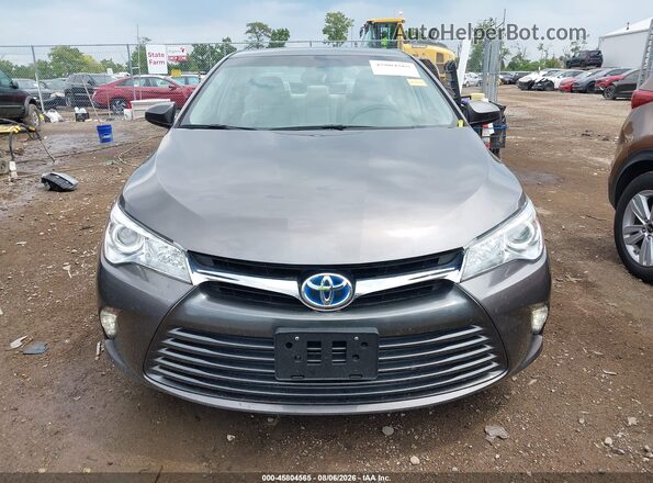 4T1BD1FK8HU208154 2017 TOYOTA CAMRY HYBRID Gray ხელსაწყოთა პანელის ხედი