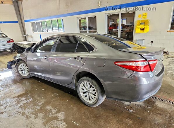 4T1BF1FK0GU124631 2016 TOYOTA CAMRY Gray Trasero izquierdo