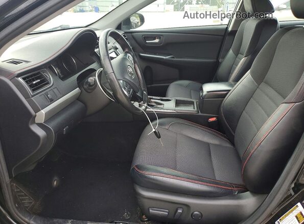 4T1BF1FK0GU601154 2016 TOYOTA CAMRY Black Front interior view