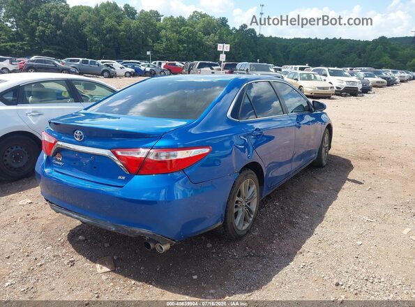 4T1BF1FK0HU668967 2017 TOYOTA CAMRY Blue Tył prawy