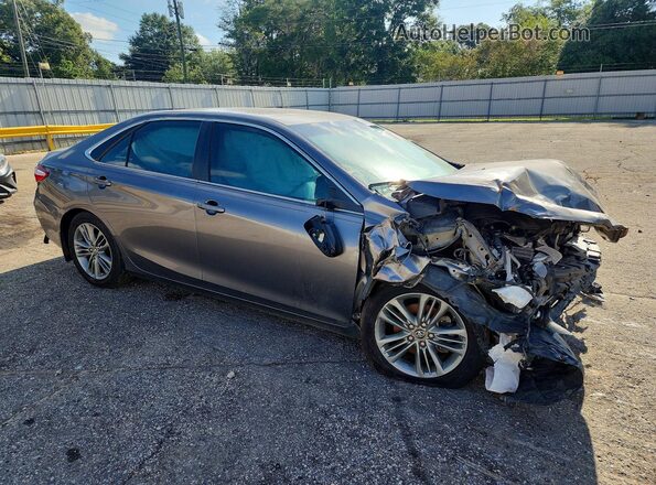 4T1BF1FK0HU720694 2017 TOYOTA CAMRY Charcoal Front right