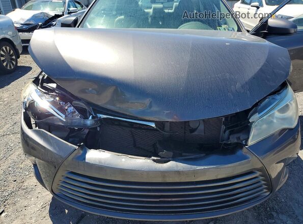 4T1BF1FK1GU134889 2016 TOYOTA CAMRY Gray Rear interior view