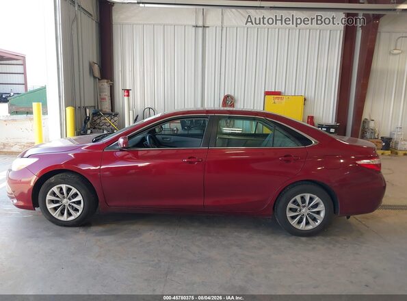 4T1BF1FK1GU539330 2016 TOYOTA CAMRY Red 360 interior view